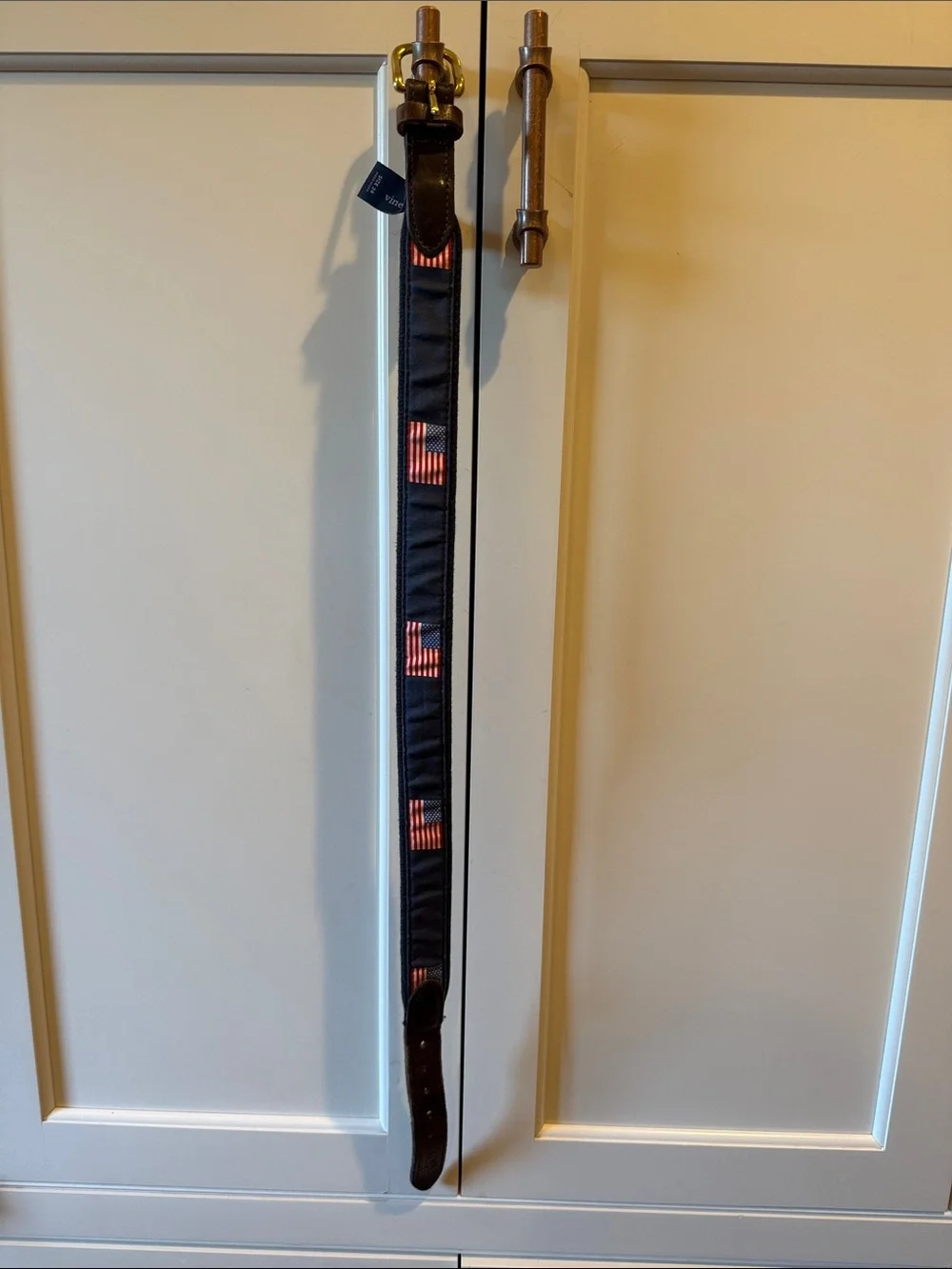Vineyard Vines Navy belt with American flags
